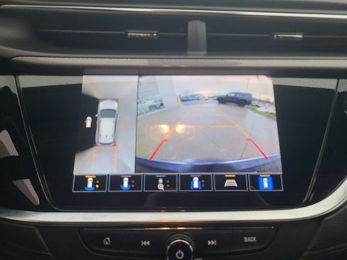 Used 2021 Buick Encore GX Essence w/ Advanced Technology Package image 30