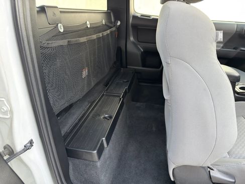 Used 2020 Toyota Tacoma SR image 18