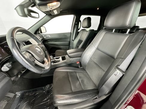 Used 2022 Jeep Grand Cherokee Laredo X RWD image 21