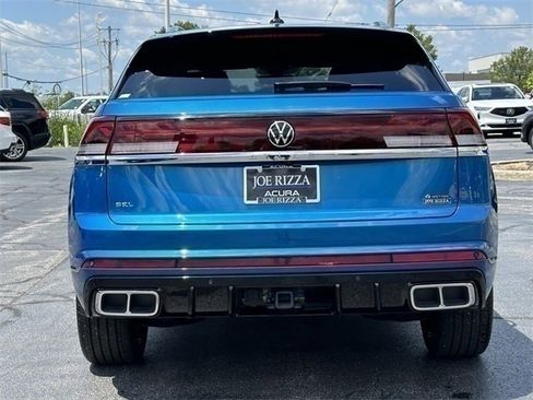 Used 2024 Volkswagen Atlas Cross Sport SEL Premium R-Line image 32