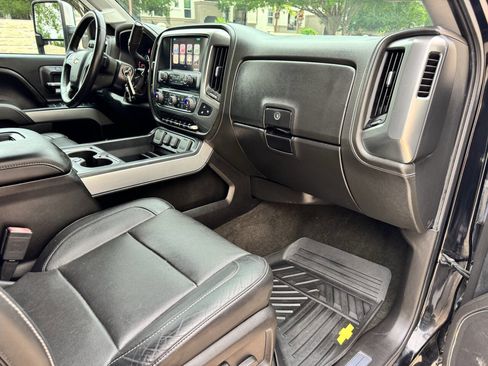 Used 2016 Chevrolet Silverado 2500 LTZ w/ Duramax Plus Package AWD/4WD image 20