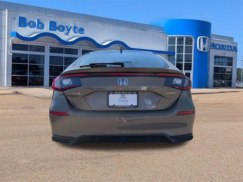 Certified 2025 Honda Civic Sport image 4