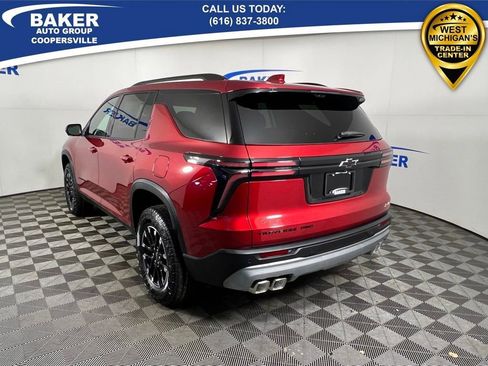 New 2026 Chevrolet Traverse Z71 w/ Enhanced Driving Package image 3