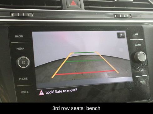 Used 2024 Volkswagen Tiguan S image 8