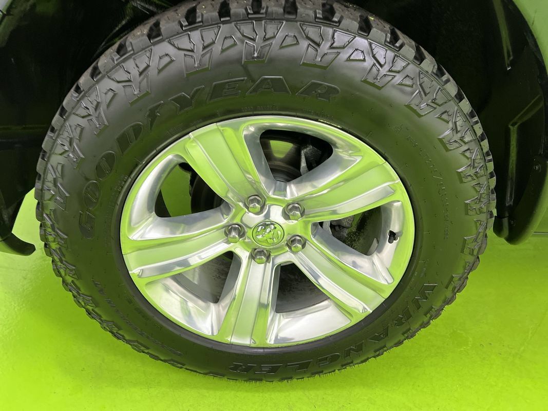 Used 2015 RAM 1500 Sport w/ Convenience Group AWD/4WD image 16