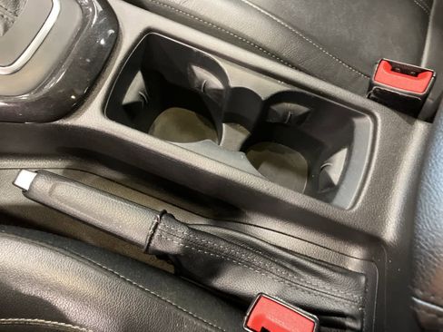 Used 2016 Ford Focus Titanium w/ Exterior Protection Package image 16