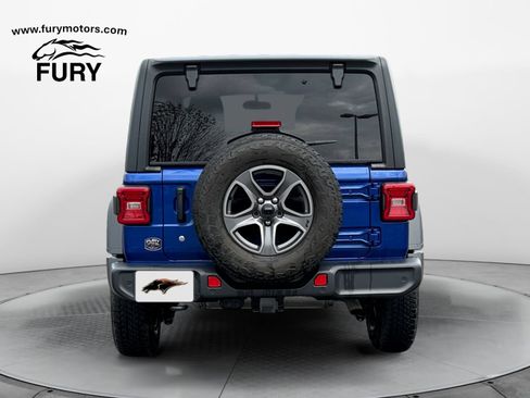 Used 2018 Jeep Wrangler Unlimited Sport S AWD/4WD image 4