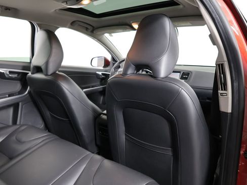 Used 2015 Volvo V60 T5 Premier image 19