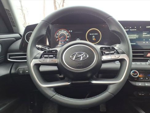 Certified 2023 Hyundai Elantra SEL w/ Convenience Package image 19