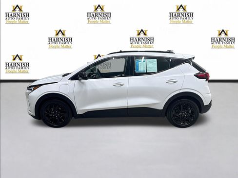 Used 2027 Chevrolet Bolt RS FWD image 9