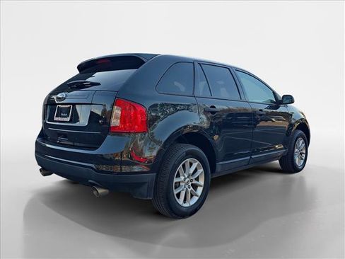 Used 2013 Ford Edge SE image 5