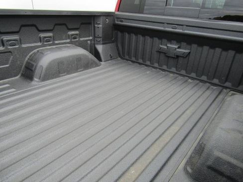 Used 2024 Chevrolet Silverado 1500 LTZ AWD/4WD image 10