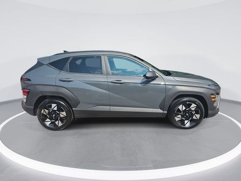Certified 2025 Hyundai Kona SEL FWD image 4