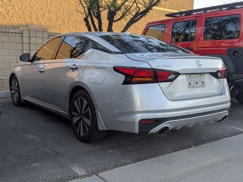 Used 2019 Nissan Altima 2.5 SL FWD image 4