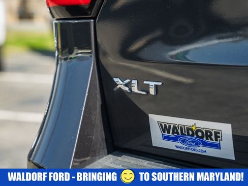 Used 2024 Ford Expedition Max XLT image 9