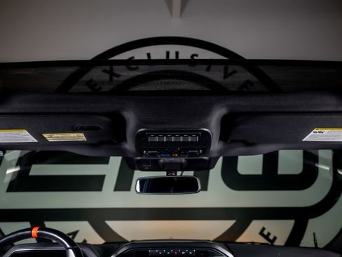 Used 2022 Ford F150 Raptor w/ Equipment Group 801A High AWD/4WD image 9