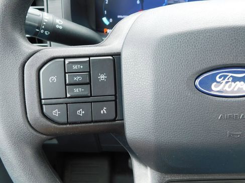 Used 2025 Ford F150 XL RWD image 25