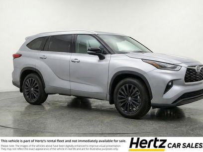 Used 2025 Toyota Highlander XSE