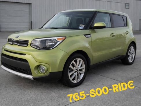 Used 2017 Kia Soul + image 1