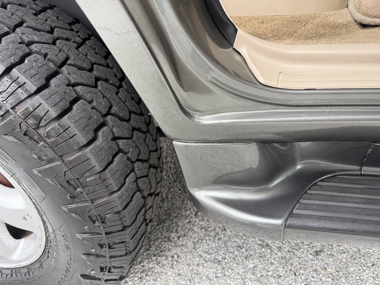 Used 2000 Toyota Land Cruiser AWD/4WD image 85