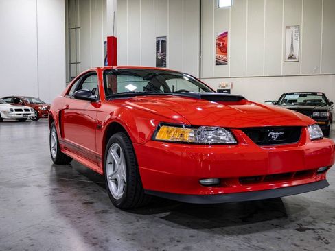 Used 2000 Ford Mustang GT RWD image 8