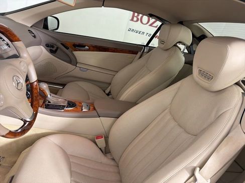 Used 2009 Mercedes-Benz SL 550 image 11