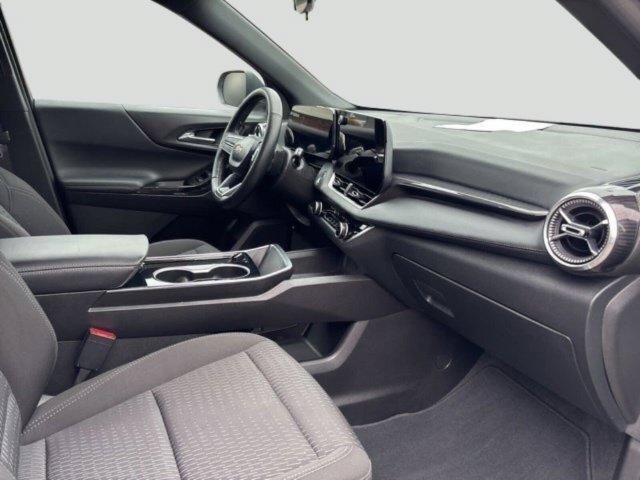 Used 2025 Chevrolet Equinox LT FWD image 42