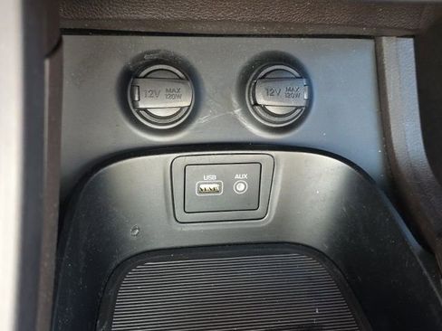 Used 2017 Hyundai Santa Fe Sport w/ 2.4L Tech Package 04 image 20