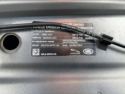 Used 2022 Land Rover Range Rover Sport HST AWD/4WD image 31
