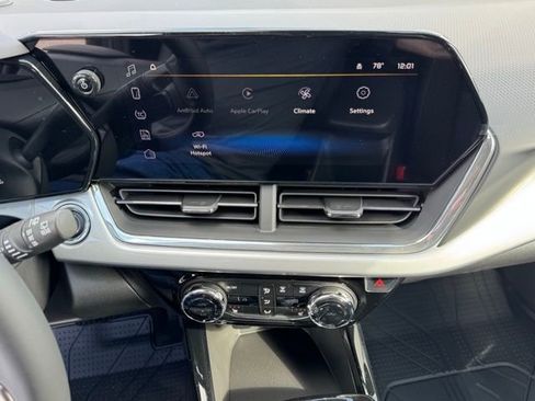 New 2026 Chevrolet Trax LT w/ Driver Confidence Package image 28