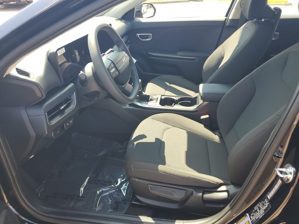 New 2026 Kia K4 FWD image 5