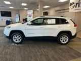 Used 2015 Jeep Cherokee Latitude w/ Comfort/Convenience Group image 6