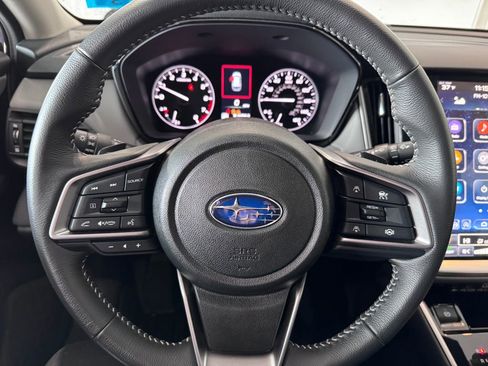 Used 2025 Subaru Outback Premium image 12