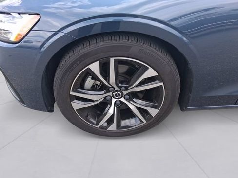Used 2024 Volvo S60 B5 Core AWD/4WD image 9