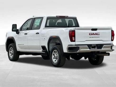 New 2026 GMC Sierra 2500 Pro image 3