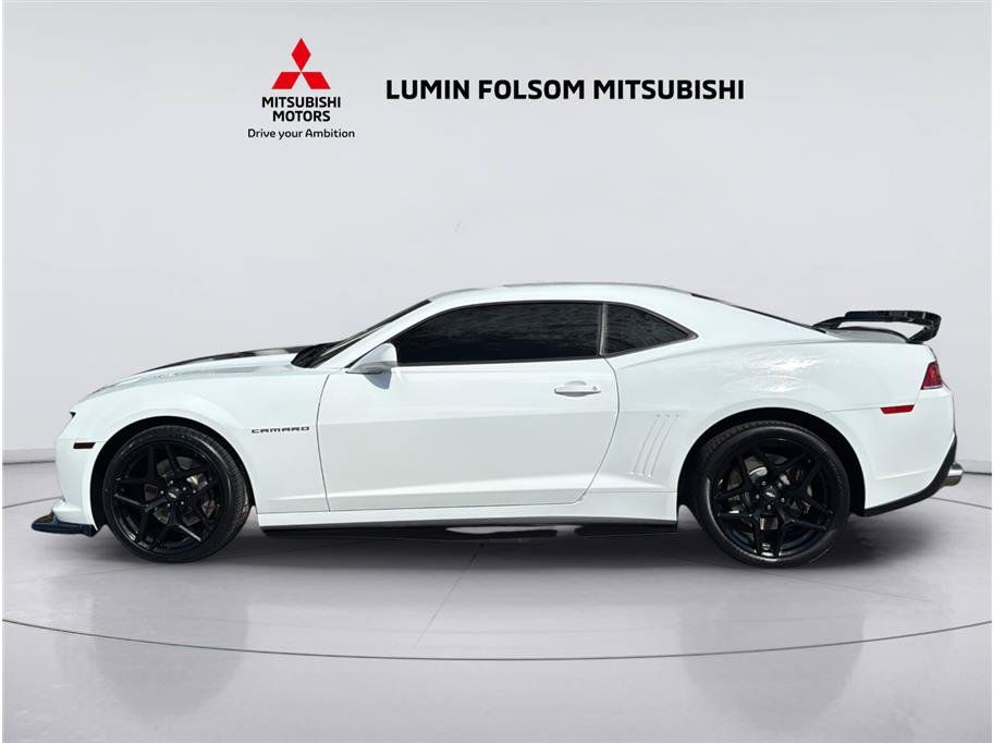 Used 2015 Chevrolet Camaro SS w/ RS Package RWD image 2