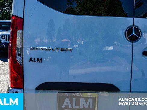 Used 2024 Mercedes-Benz Sprinter 2500 image 14