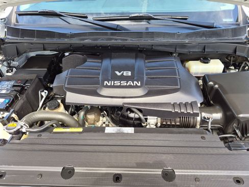 Used 2018 Nissan Titan Platinum Reserve w/ Platinum Utility Package AWD/4WD image 35