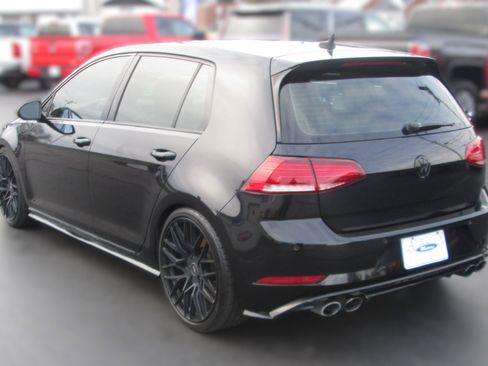 Used 2019 Volkswagen Golf R 4-Door image 4