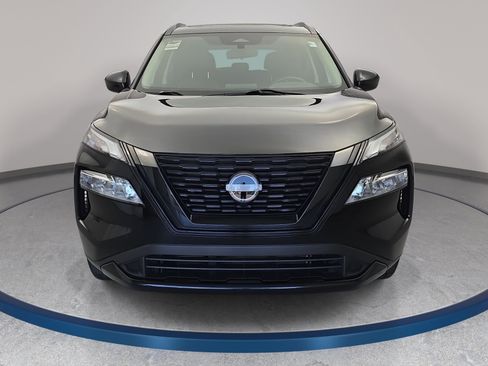 Certified 2023 Nissan Rogue SV w/ SV Premium B Package AWD/4WD image 2