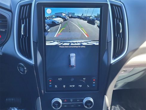 Used 2023 Ford Edge SEL w/ Convenience Package image 7