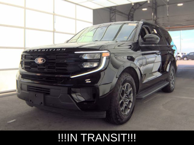 Used 2025 Ford Expedition Active AWD/4WD image 1