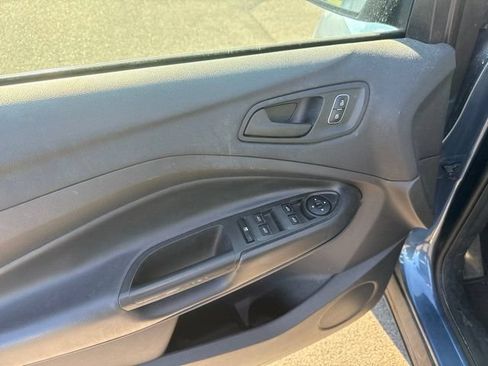 Used 2018 Ford Escape S FWD image 8