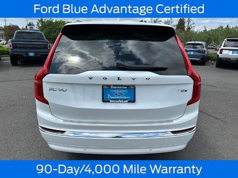 Used 2025 Volvo XC90 T8 Plus w/ Protection Package Premier AWD/4WD image 6