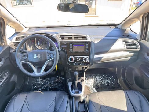 Used 2019 Honda Fit LX image 5