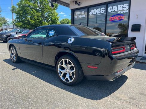 Used 2016 Dodge Challenger R/T Plus RWD image 2