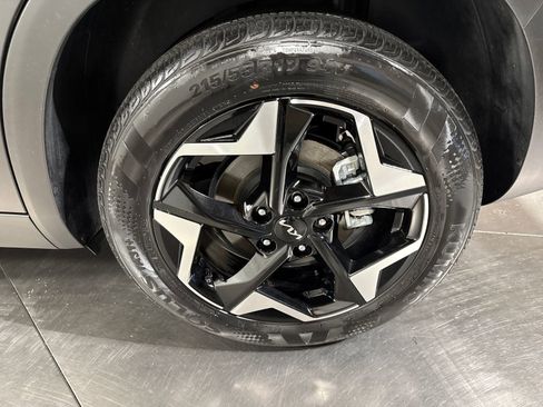 Certified 2024 Kia Seltos EX AWD/4WD image 12