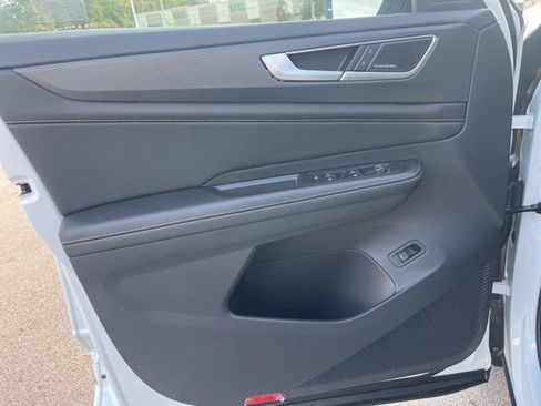 New 2026 Volkswagen Atlas Cross Sport SEL Premium R-Line image 6