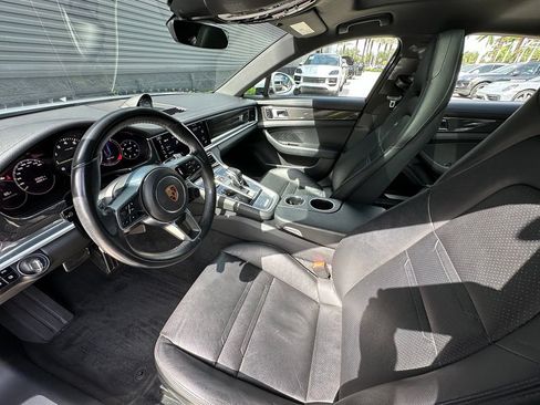 Certified 2018 Porsche Panamera 4 AWD/4WD image 4