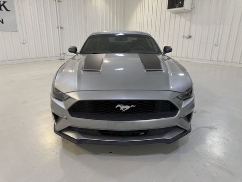 Used 2020 Ford Mustang Coupe w/ Equipment Group 101A RWD image 8